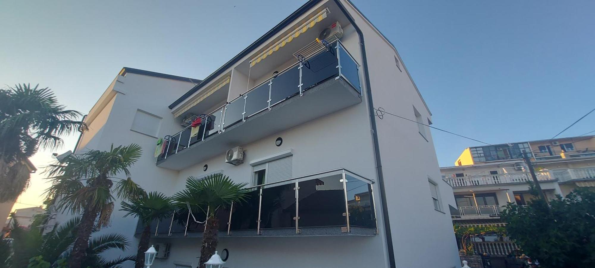 Apartments Ema Crikvenica Exteriör bild