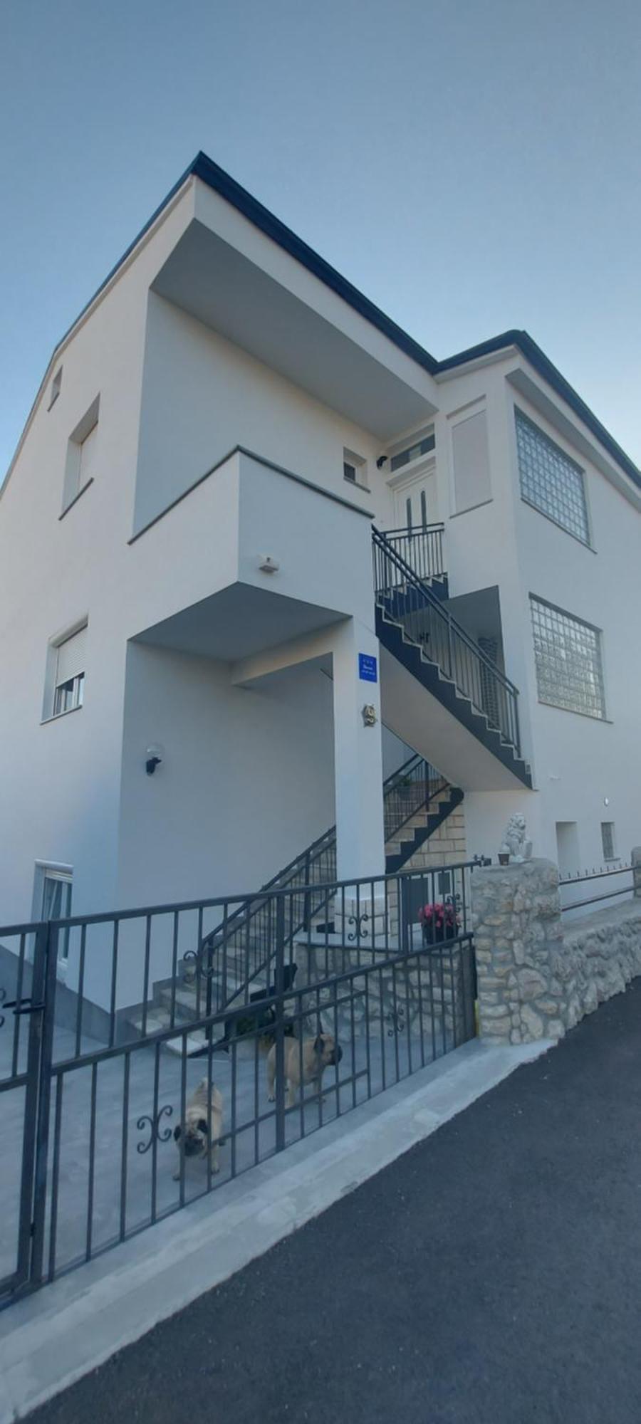 Apartments Ema Crikvenica Exteriör bild