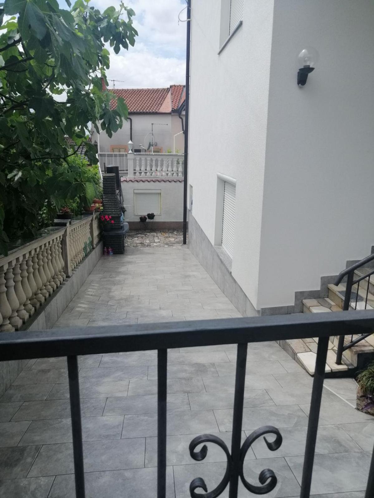 Apartments Ema Crikvenica Exteriör bild