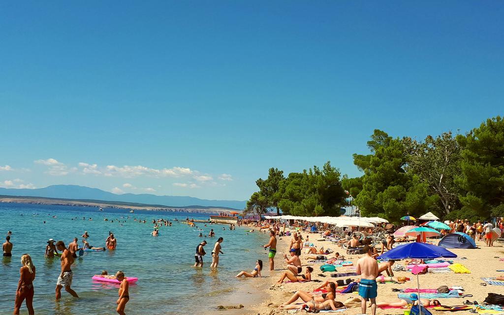 Apartments Ema Crikvenica Exteriör bild